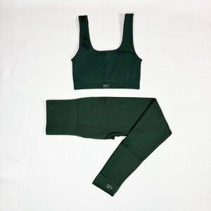 Set active green matching set